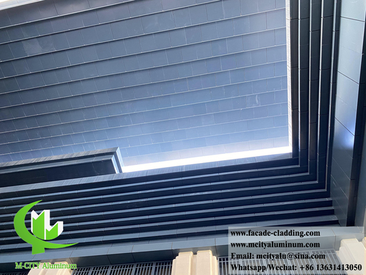 Panelli di metallo per soffitto in alluminio esterno per decorazioni murali dimensione colore può essere personalizzato