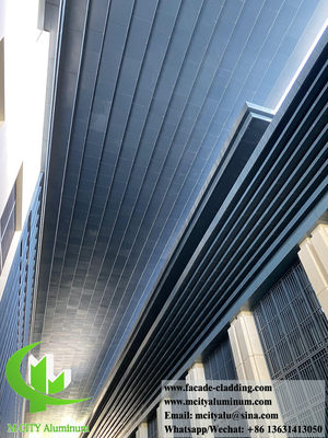 In polvere rivestito di colore bianco rivestimento di pareti solide soffitto in alluminio decorazione interna