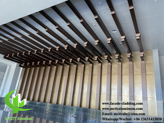 In polvere rivestito di colore bianco rivestimento di pareti solide soffitto in alluminio decorazione interna