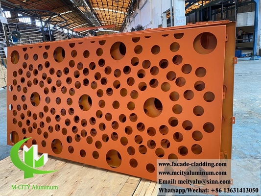 Schermo metallico esterno con fori a perforazione rotondo con disegni in polvere rivestiti di colore arancione