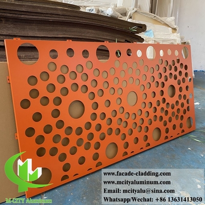 Schermo metallico esterno con fori a perforazione rotondo con disegni in polvere rivestiti di colore arancione