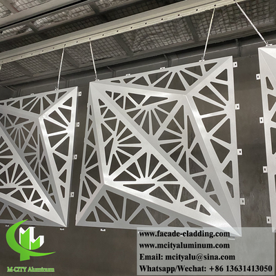 Disegni di perforatura di fogli di alluminio per pannelli di rivestimento metallici personalizzati Vernice PVDF