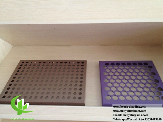 Pannello perforato in alluminio massiccio per facciata, rivestimento, decorazione PVDF colore dorato