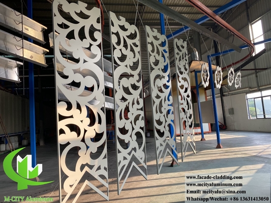 Rivestimento per pareti in alluminio perforato facciata per pareti in metallo massiccio con disegni PVDF 15 anni di garanzia