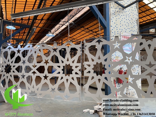 Schermo metallico perforato di alluminio solido rivestimento della parete polvere rivestita di colore grigio con modelli