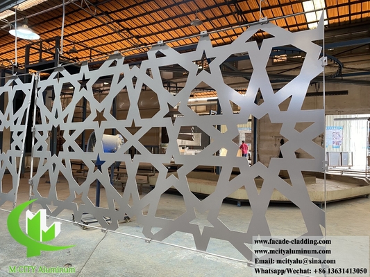 Schermo metallico perforato di alluminio solido rivestimento della parete polvere rivestita di colore grigio con modelli