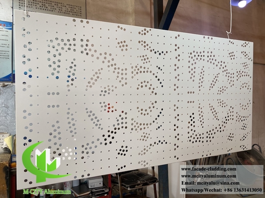 Sistema di rivestimento in metallo di progettazione 3D schermo di facciata in alluminio con modello perforato