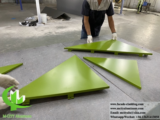 Fogli di alluminio pannelli di rivestimento metallici sistema di facciate a prova di fuoco anti ruggine decorazione esterna