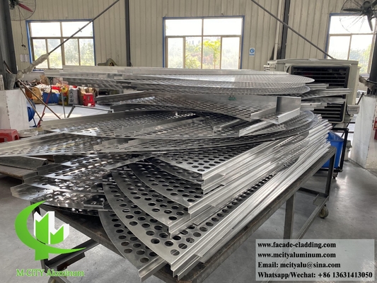 pannelli perforati in lamiera di alluminio per rivestimento di pareti