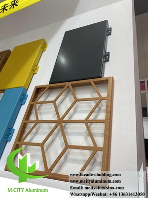 Fogli di alluminio per schermo di metallo tagliato al laser CNC con disegni per soffitti per rivestimenti murali