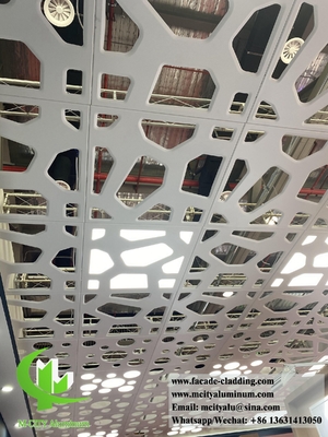 Decorazione del soffitto in lamiera di alluminio perforata