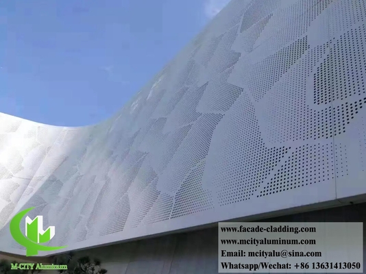 Sistema di facciate di rivestimento metallico perforato spessore 3 mm PVDF sliver schermi in alluminio