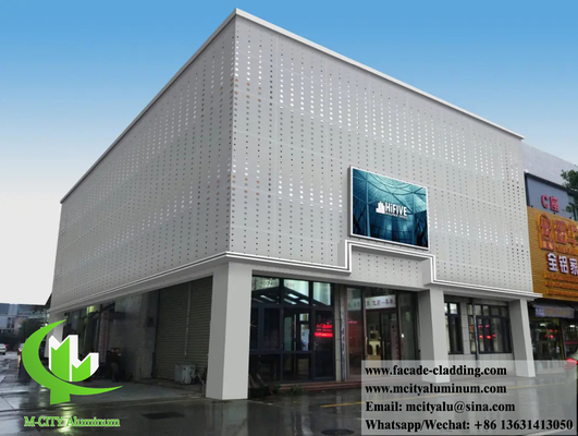 Sistema di facciate di rivestimento metallico perforato spessore 3 mm PVDF sliver schermi in alluminio