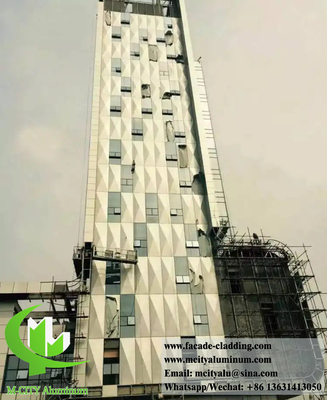 Rivestimento metallico 3D Forma Architettonica Foglio di alluminio per la decorazione delle pareti Faccette Sistema anti ruggine