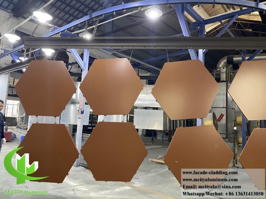 Pannello di parete in metallo Fogli di alluminio esagonale per rivestimento di facciata Spessore 2 mm