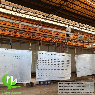 Architettura pannelli metallici foglio perforato per la decorazione del soffitto interno ed esterno 2 mm