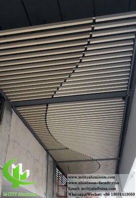 3D metallo soffitto pannelli di alluminio con modelli di perforazione Decorazione del soffitto interno