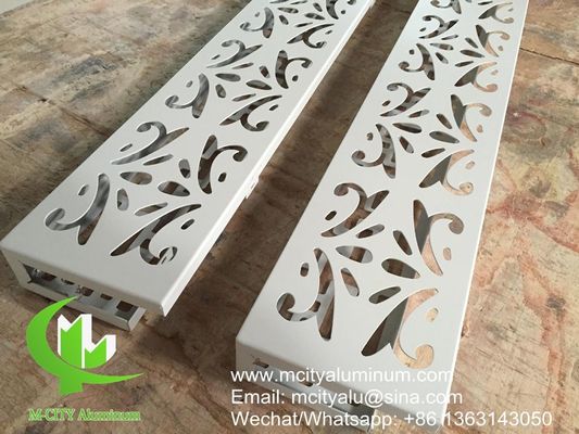 Prezzo buono Pannello di facciata in alluminio perforato verniciato a polvere con colori RAL personalizzati e punzonatura a torretta CNC per rivestimenti architettonici in linea